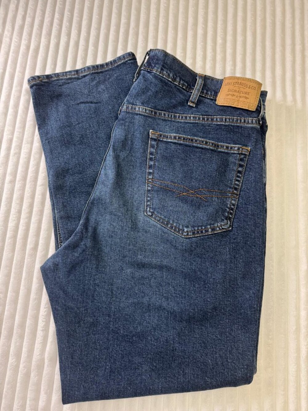 Levi Strauss Signature Athletic Fit Men’s Jeans Measured W38 Blue Denim Straight